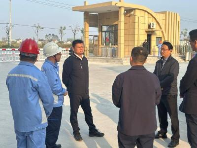 付勇带队开展工业线《2025年政府工作报告》起草调研暨调度光大项目活动